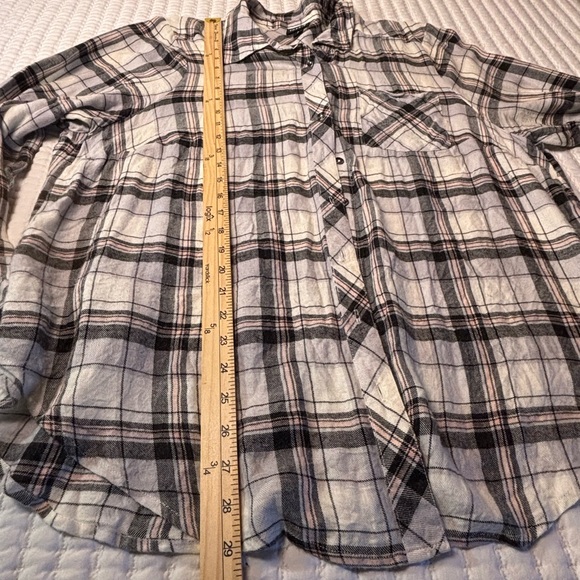 Torrid Plaid Button‎ Down Flannel Shirt Size 2 (2X) Gray Pink Black - Picture 5 of 9